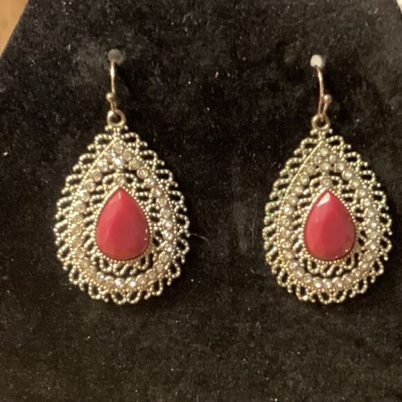 Ruby Red Silvertone Sparkly Pierced Earrings - Picture 2 of 6